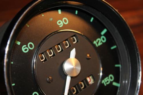 Porsche speedometer