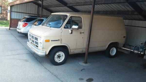 1983 GMC Vandura Van 1500 – $1200 (Grandville)