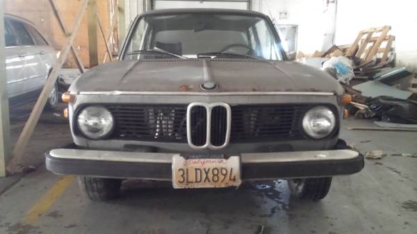 1974 BMW 2000 – $3600 (RACINE)