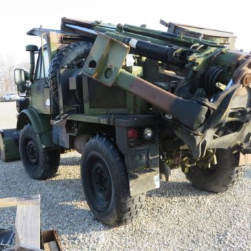 Mercedes Benz Unimog Groosh S Garage
