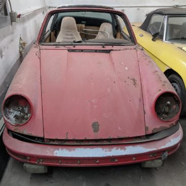 Sold – 1974 Porsche Targa Roller