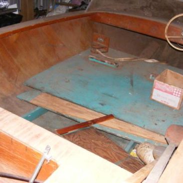 1950 15′ Attwood Vixen Vintage Wood boat – $1600 (Tecumseh, Mi.)