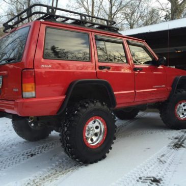 2000 Jeep Cherokee Skyjacker Rock Ready 6″ Long Arm lift