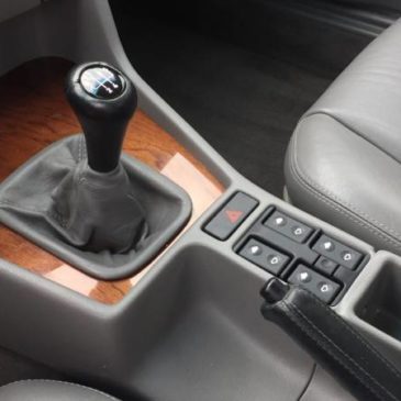 1990 BMW 535i Manual transmission LOW MILES – $6900 (Ann Arbor)
