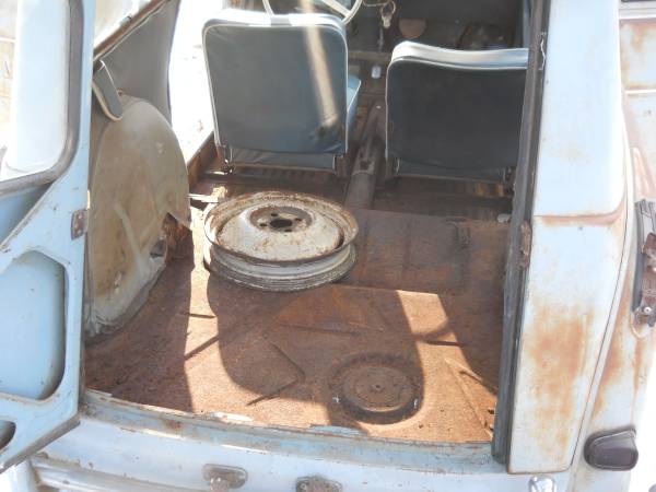 00U0U_czIdHdrS693_600x450