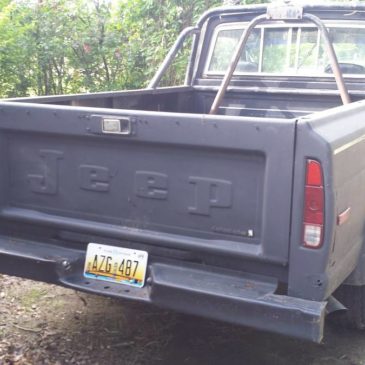 1982 Jeep J10 – $1500 (Traverse City)