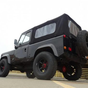 1986 Land Rover Defender (Recently Refubished) – $25000 (Bradner, Ohio)