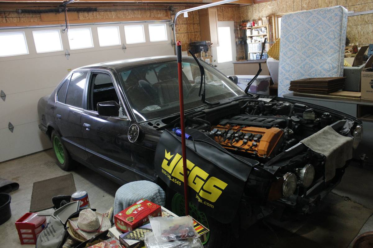 01717_ebpuv3ll0gf_1200x900