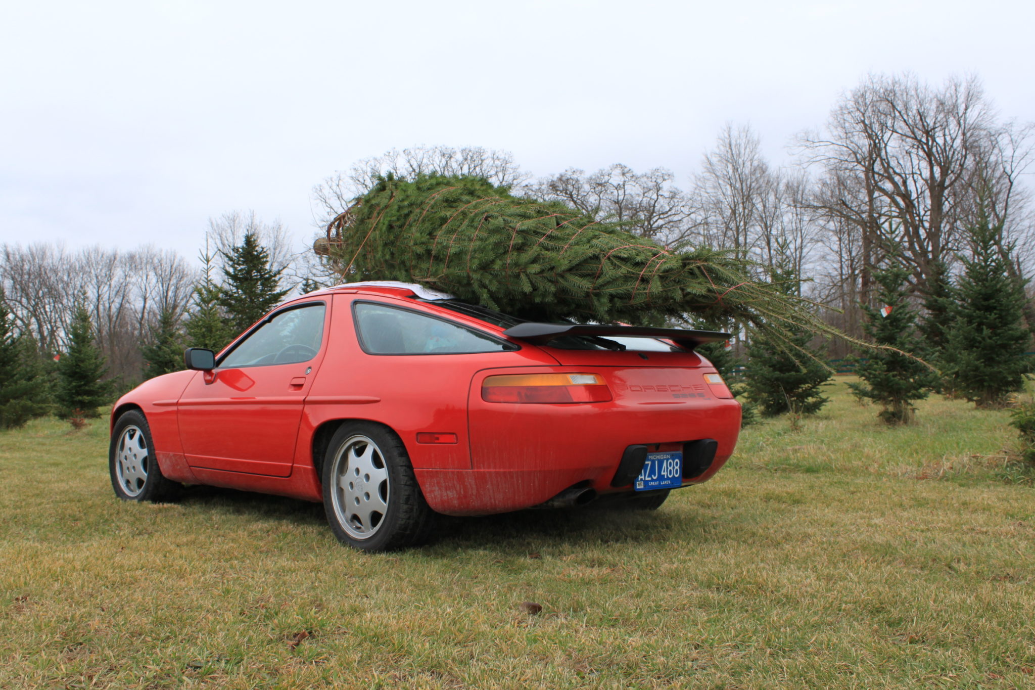 Porsche 928S4 Christmas Groosh's Garage 2016 Merry Christmas from Groosh's Garage 2016