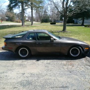 1983 Porsche 944 (Flint Township) – $1,500