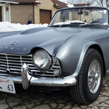 1963 Convertible Classic Triumph TR4 – $18900 (Petoskey)