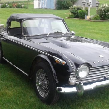 1967 Triumph TR4A irs – $10000 (Grass lake)