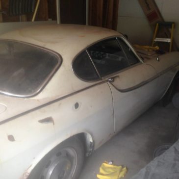 Volvo P1800s 1966 The Saint Car – $9900