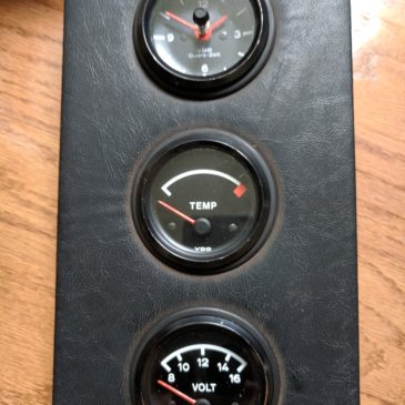 Sold – Porsche 914 Center Console
